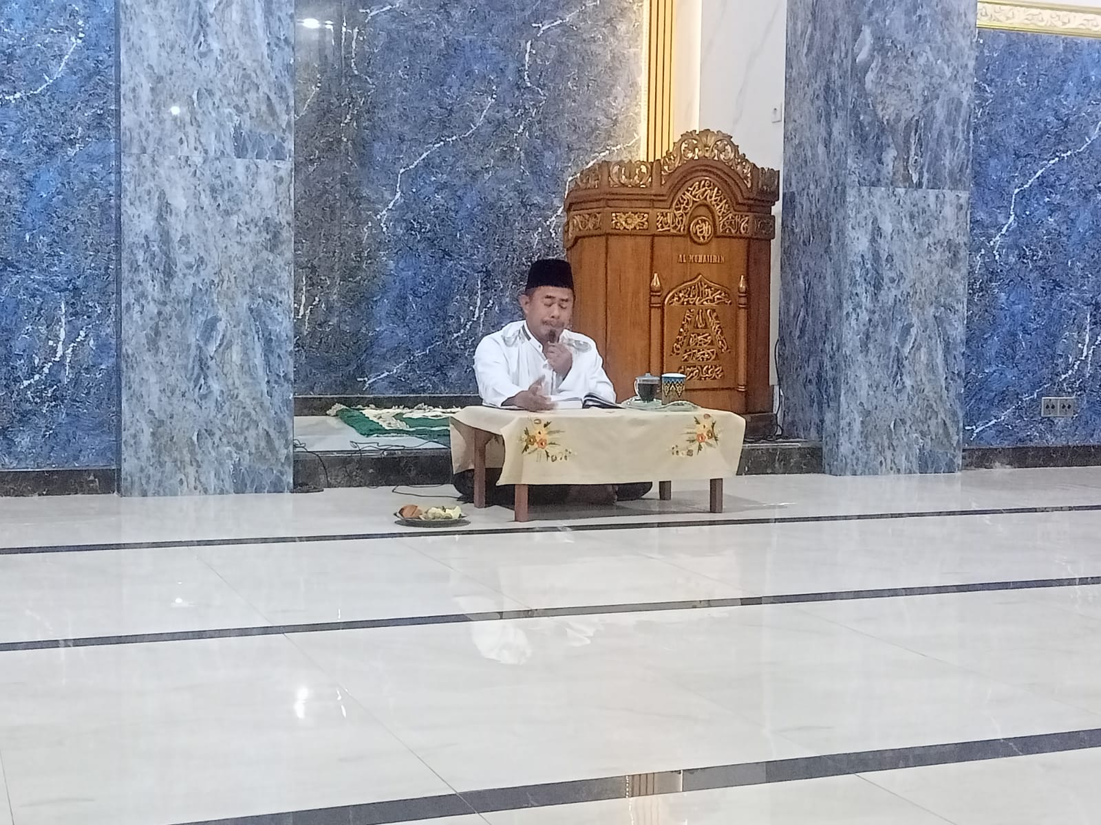 Kuliah Subuh Masjid Al Muhajirin Perkuat Semangat Menuntut Ilmu